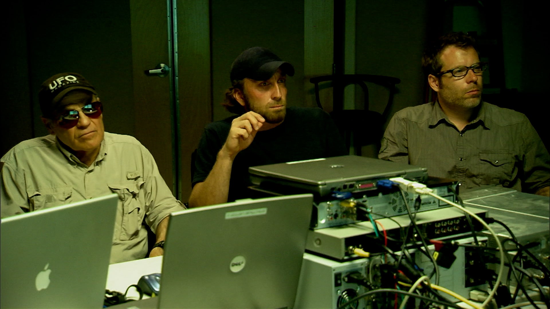 Watch UFO Hunters (2009) Series Online | OSN+