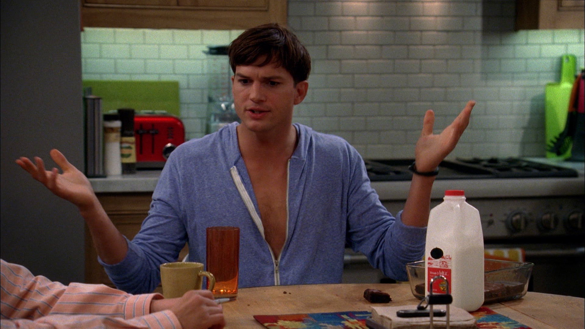 Watch Two And A Half Men Season 10 (2014) Online OSN+
